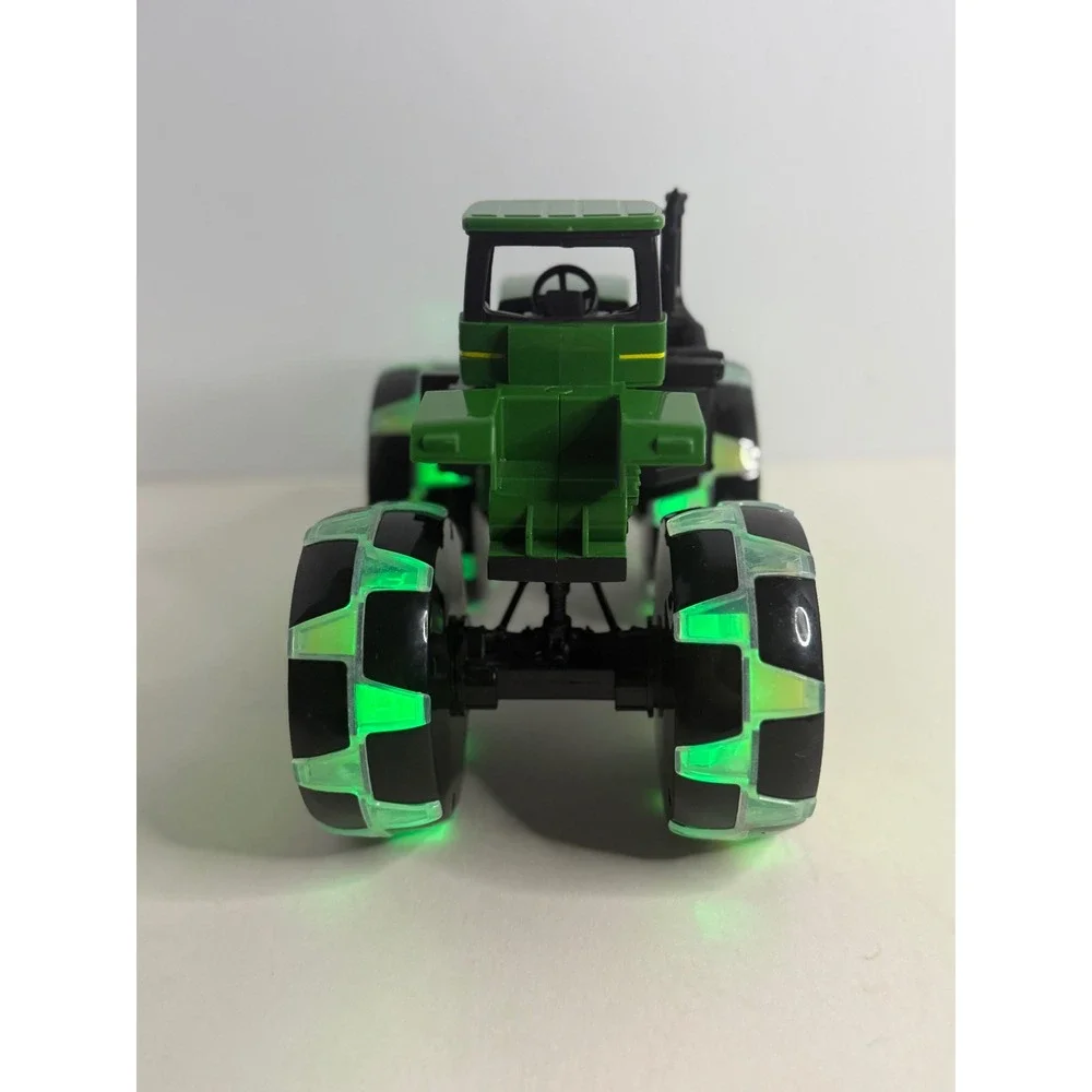 John Deere Monster Treads Lightning Wheels Tractor Toy Green Light Up Wheels
